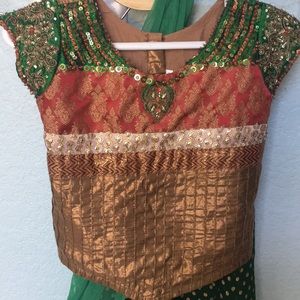 Girls indian green gold 3piece Sharara size 22 /2t